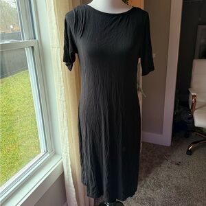 Lightweight Black Midi Dress